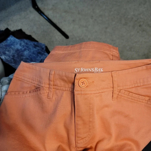 St. Johns Bay Melon Capri - Picture 4 of 7